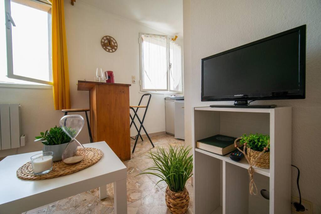 Fully Equipped Apartment Ideal For 2 People Marsella Exterior foto
